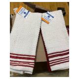6 kitchen towels