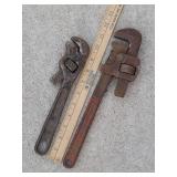 2 Pipe wrenches
