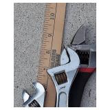 3 Adjustable wrenches
