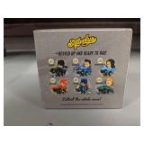 Hallmark 1KDD1169 Squeely DC Comics Collectible Figurine, Batgirl