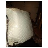 Richards Homewares Flax dinnerware storage set 5 sizes - Retails for $20