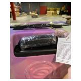 bebe Womens Emma Hardside Spinner Suitcase Gradient