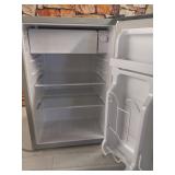 Black + Decker Compact Household Refrigerator 2.5 Cu