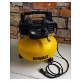 DEWALT Pancake Air Compressor, 6 Gallon, 165 PSI (DWFP55126)- Retail $179