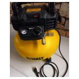 DEWALT Pancake Air Compressor, 6 Gallon, 165 PSI (DWFP55126)- Retail $179