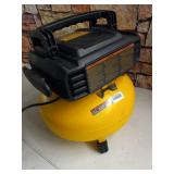 DEWALT Pancake Air Compressor, 6 Gallon, 165 PSI (DWFP55126)- Retail $179