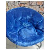 Urban Shop Faux Fur Saucer Chair with Metal Frame, One Size, Blue- Retail $71