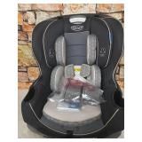Graco Extend2Fit Convertible Car Seat | Ride Rear Facing Longer with Extend2Fit, Davis, 20.75x19x24.5 Inch- Retail $209