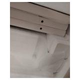 Nantucket Chair Side Table with Charging Station in White- Retail:$128.82 H-78062