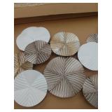 Stratton Home Decor Claudette Modern Wall Decor S13551