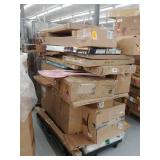 Pallet of miscellaneous items