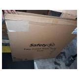 Safety 1St Adjustable Pressure-Mounted Walk-Through Gate