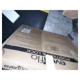 Position & Lock Baby Gate, Pressure-Mounted, Farmhouse Collection