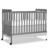 Dream On Me Carson Classic 3-in-1 Convertible Crib in Steel Grey, Greenguard Gold Certified 54x31x40 Inch (Pack of 1)