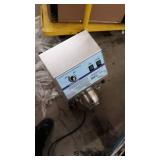 Paragon Classic Floss Cotton Candy Machine with Metal Bowl