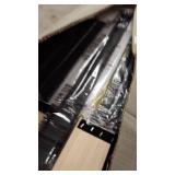 ZINUS Mia Metal Platform Bed Frame / Wood Slat Support / No Box Spring Needed / Easy Assembly, Black, Queen