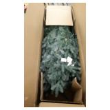 green Christmas tree