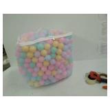 Amazon Basics BPA Free Plastic Ball Pit Balls with Storage Bag, 1,000 ct (2.3â Diameter), Pastels