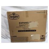 Regalo Easy Fit Plastic Adjustable Extra Wide Baby Gate