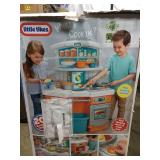 Little Tikes Home Grown Kitchen Set - Role Play Realistic Kid Playset