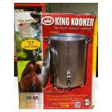 30 Qt. Aluminum Tukey Pot w Spigot-Lid, Lifting Rack, Lifting Hook