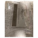 VEEYOO 3 Pieces Bedspread Oversized King - Ultrasonic Embossing Lightweight Quilt Set, Soft Microfiber Reversible Coverlet for All Seasons (White, 1 Bedspread, 2 Shams)