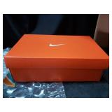 Nike Revolution 5 FlyEase Women