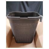 Mind Reader 40 Liter Slim Laundry Basket