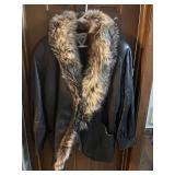 Fashionable J Percy for Marvin Richards leather coat with faux fur sz M