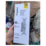 New Legrand 10 Toggle Sitch 15 amp