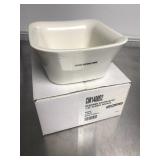 Hi Dollor: Cold master food container put in freezer keeps food cold outside for hours