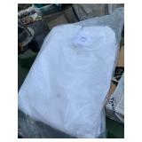 6 New XL Lab Coats. Great for crafting and other activity’s where you need to stay clean