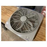 O2- Cool Portable Compact Battery Powered Fan