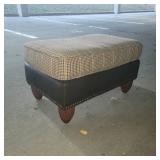 Leather Lounge Chair W/ Ottoman