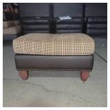 Leather Lounge Chair W/ Ottoman