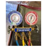 Yellow Jacket Manifold