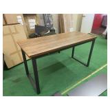 Brand new desk!!! very nice