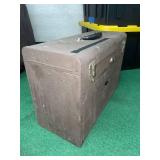 Tool box no key but does have items in it