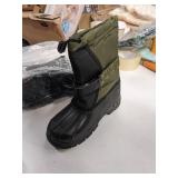 rubber toe winter snow boots, Green, Size 33EUR