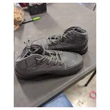 low ankle winter snow boots, gray, size 37EUR