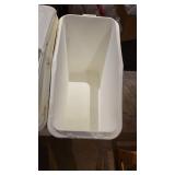 (3) Rubbermaid Ingredient Bins