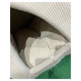 Best Pet Supplies - Tent Covered Cat & Dog Bed - Tan / Medium - Retail $27.25