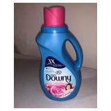 Downy Ultra Liquid Fabric Conditioner (Fabric Softener), April Fresh, 40 Loads, 34 fl oz