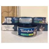 Blue Buffalo Tastefuls Adult Cat Tuna Entree in Gravy Flaked Wet Cat Food - 5.5oz, 24 PACK