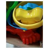 Awefrank Beach Toys Sand Toys Set for Kids, 18 Beach Toys Includes Sand Water Wheel, Beach Bucket, Beach Shovel Tool Kit, Watering