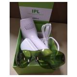 At-Home IPL Hair Removal for Women and Men Permanent Hair Removal 500,000 Flashes Painless Hair Remover on Armpits Back Legs Arms Face Bikini Line does not have razor