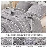 Andency Grey Quilt Set California King (108x96 Inch), 3 Pieces(1 Striped Triangle Printed Quilt and 2 Pillowcases), Bohemian Reversible Bedspread Microfiber Coverlet Sets All-Season