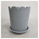 BangQiao 10-Pack Plastic Planter and Nursery Transplant Pots with Saucer, Gray 5 pots, 5 Lids