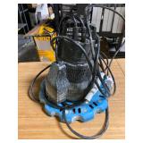 Utilitech Thermoplastic Plug-in Pool Cover Pump: 1/4 Hp, 40 Gpm (0955587)