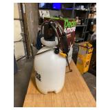 Smith 2-Gallon Plastic Tank Sprayer